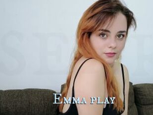 Emma_play