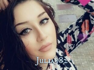 Julia982