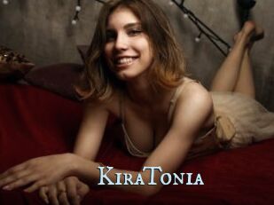 KiraTonia