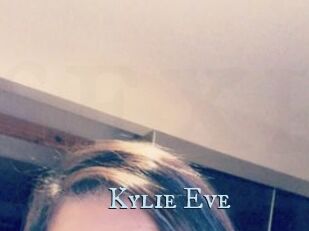 Kylie_Eve