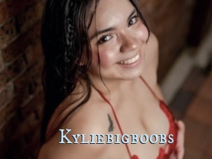 Kyliebigboobs