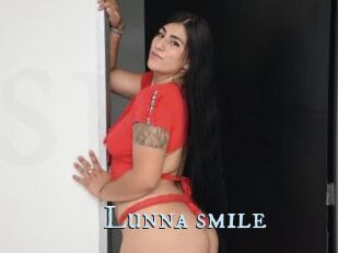 Lunna_smile