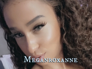 Meganroxanne