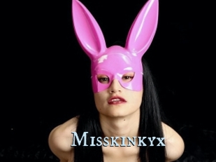 Misskinkyx