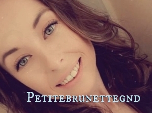 Petitebrunettegnd