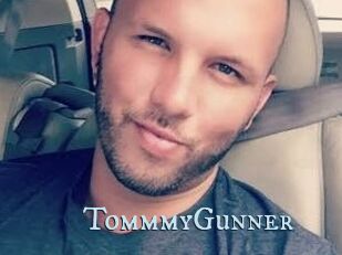 TommmyGunner